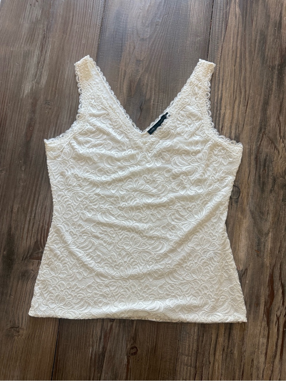 White House Black Market Ecru Allover Lace V-Neck Camisole Tank Top Large NWT